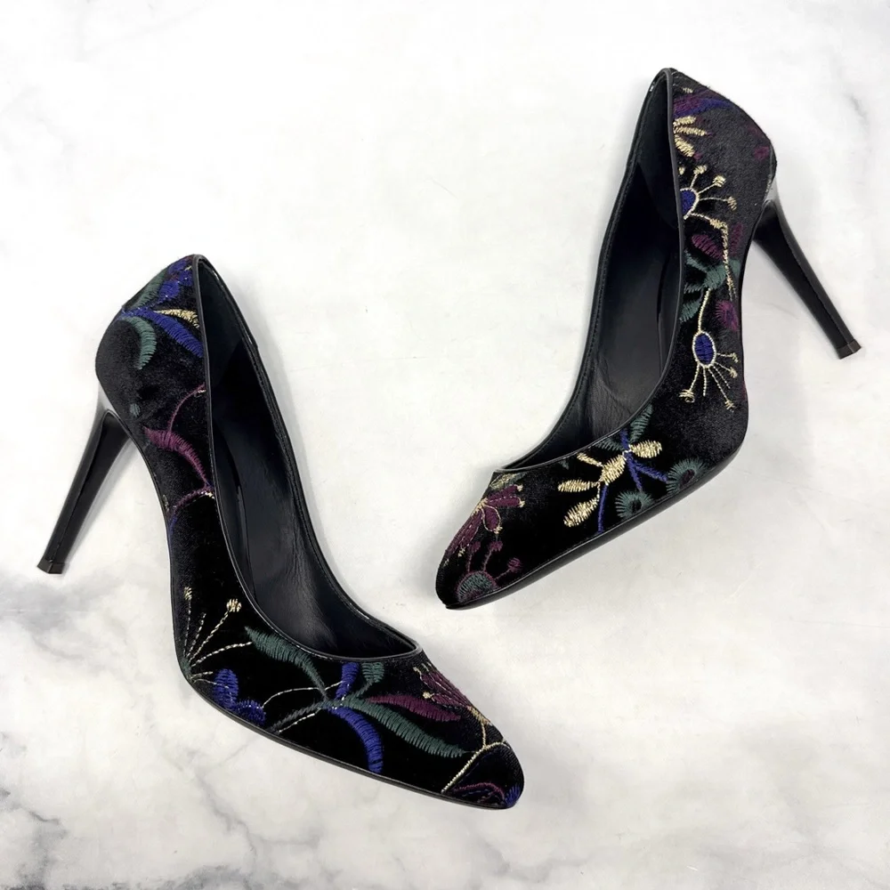 Giuseppe Zanotti Annette Velvet Floral Embroidered Almond Toe Pumps Heels Black